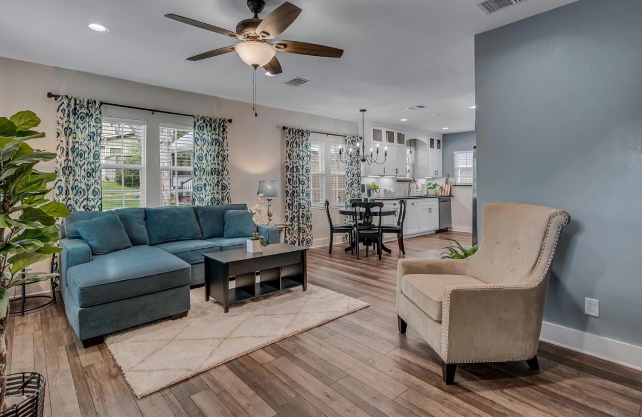The Blue Diamond Retreat Brenham Exterior foto