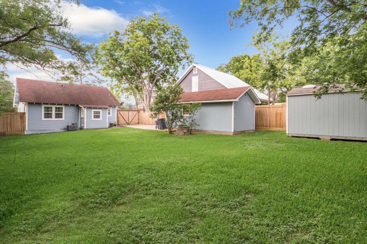The Blue Diamond Retreat Brenham Exterior foto